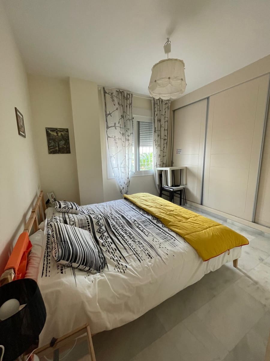 2 slaapkamer Appartement te koop in Estepona met zwembad garage - € 235.000 (Ref: 8929800)