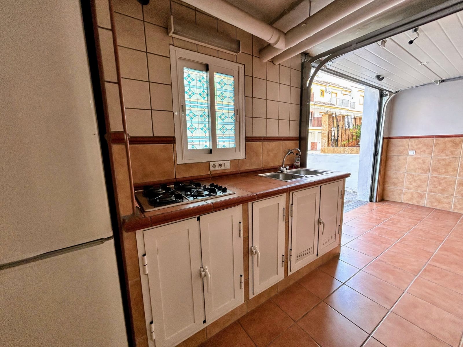 3 Zimmer Haus zu verkaufen in Estepona mit Garage - 560.000 € (Ref: 8935106)