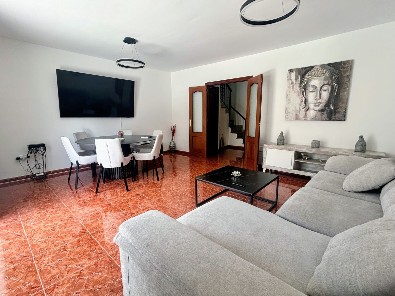 3 bedroom Townhouse for sale in Estepona with garage - € 560,000 (Ref: 8935106)