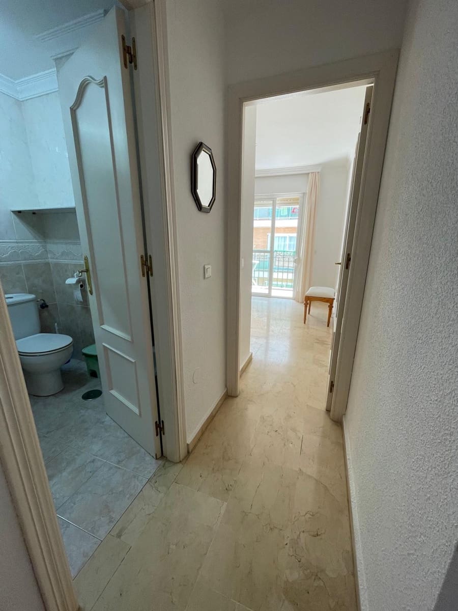 2 soveværelse Lejlighed til salg i Estepona - € 325.000 (Ref: 8976018)