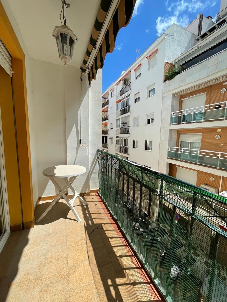 2 soveværelse Lejlighed til salg i Estepona - € 325.000 (Ref: 8976018)