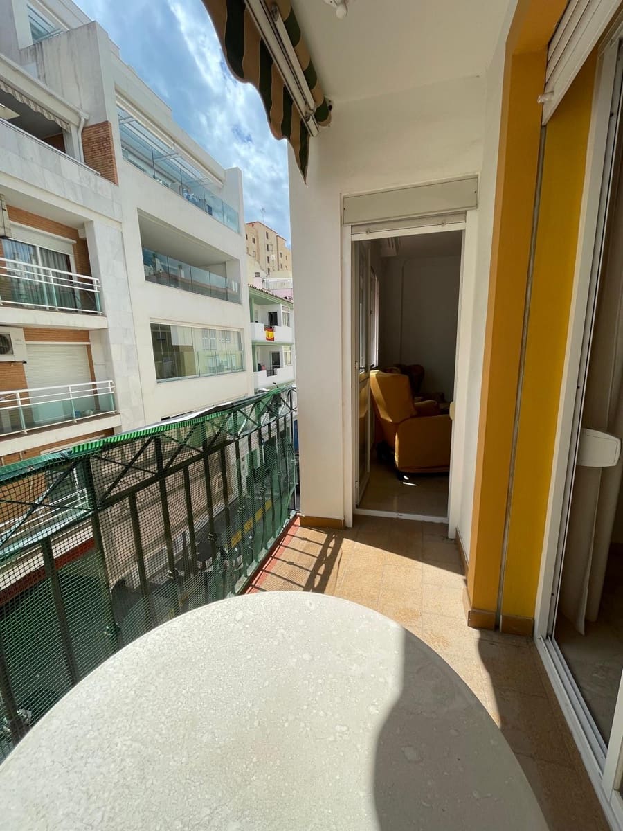 2 soveværelse Lejlighed til salg i Estepona - € 325.000 (Ref: 8976018)