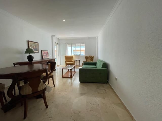 2 chambre Appartement à vendre à Puerto de Estepona, Estepona - 325 000 € (Ref: 8976018)