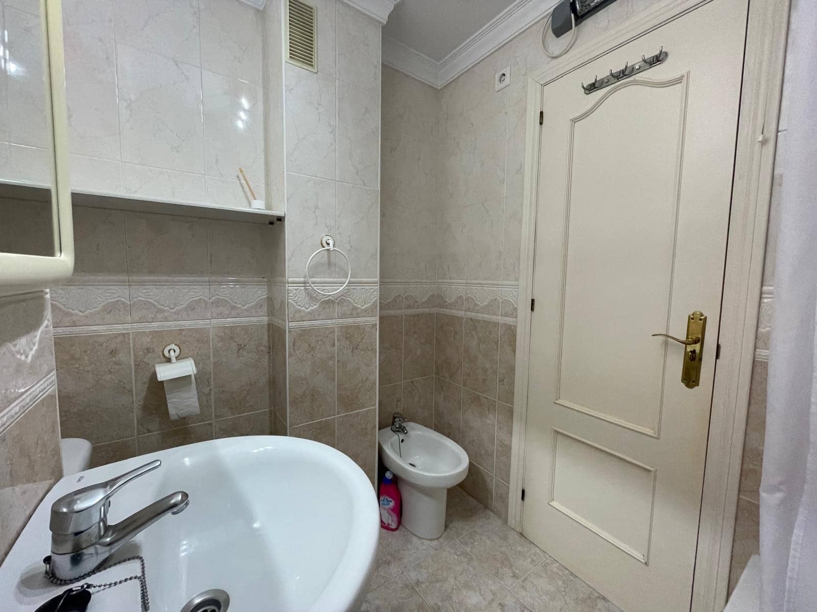 2 soveværelse Lejlighed til salg i Estepona - € 325.000 (Ref: 8976018)