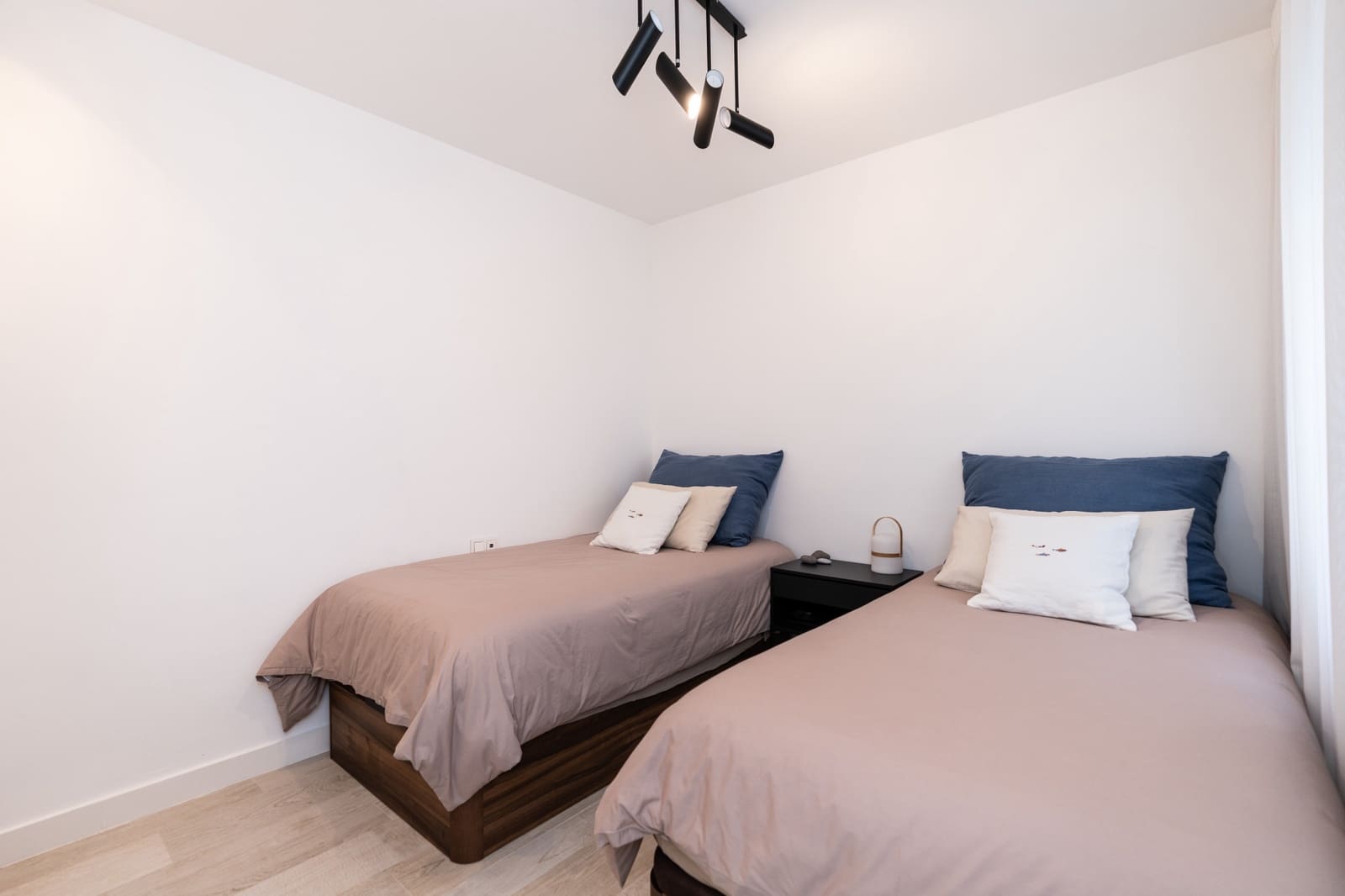 2 Zimmer Apartment zu verkaufen in Casares mit Pool Garage - 620.000 € (Ref: 9001215)