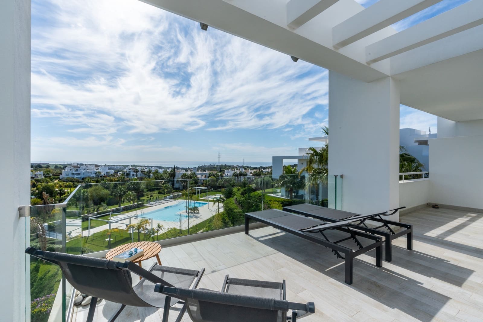 2 Zimmer Apartment zu verkaufen in Casares mit Pool Garage - 620.000 € (Ref: 9001215)