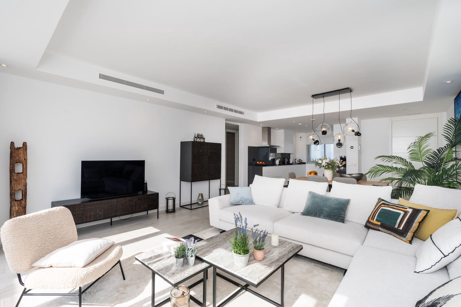 2 bedroom Apartment for sale in Casares with pool garage - € 630,000 (Ref: 9001215)