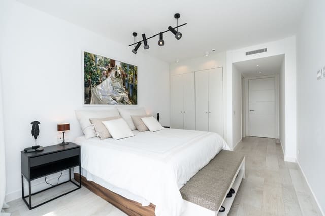 2 soverom Leilighet til salgs i Casares Pueblo, Casares med svømmebasseng garasje - € 600 000 (Ref: 9001215)