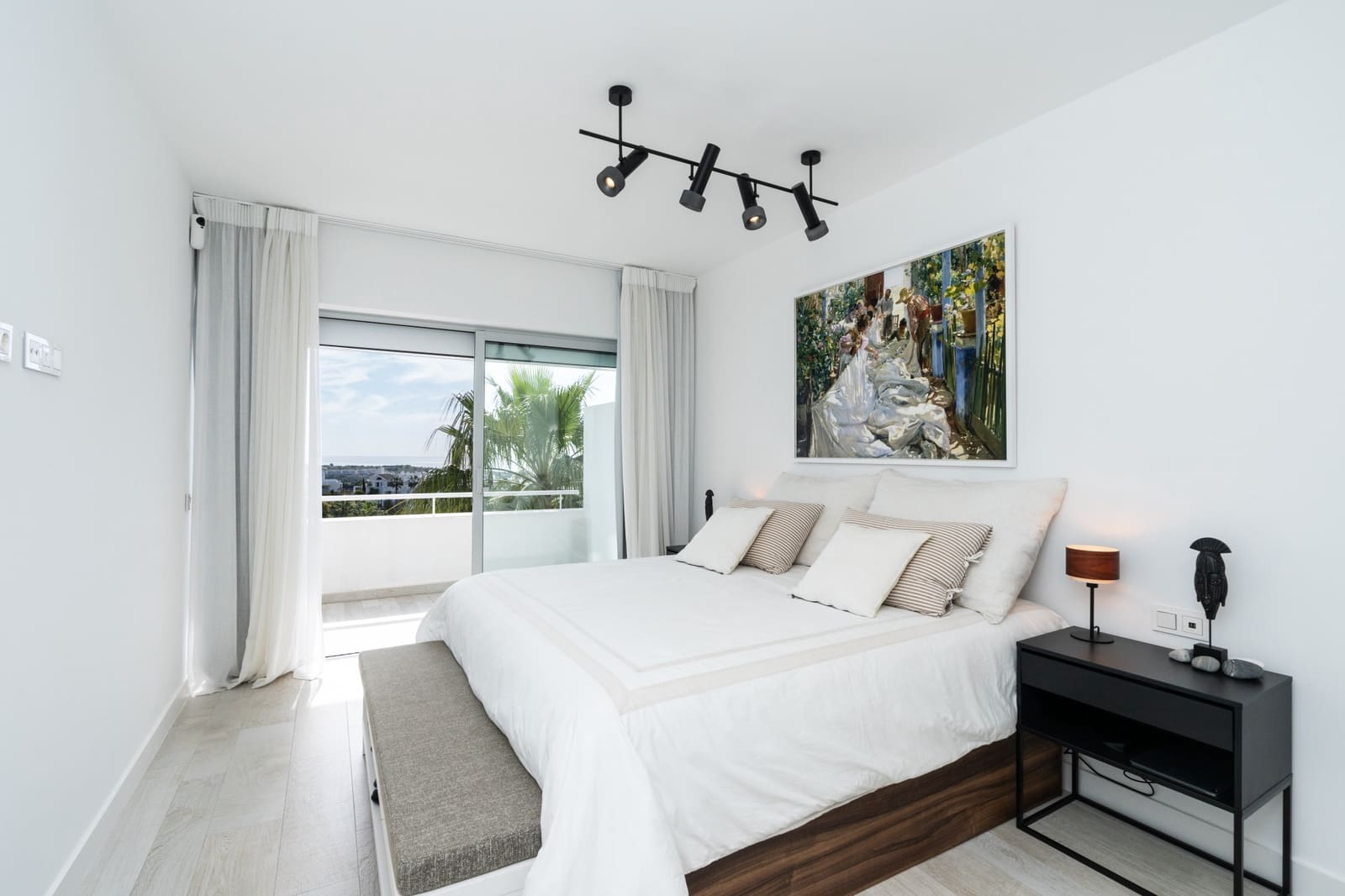 2 bedroom Apartment for sale in Casares with pool garage - € 630,000 (Ref: 9001215)