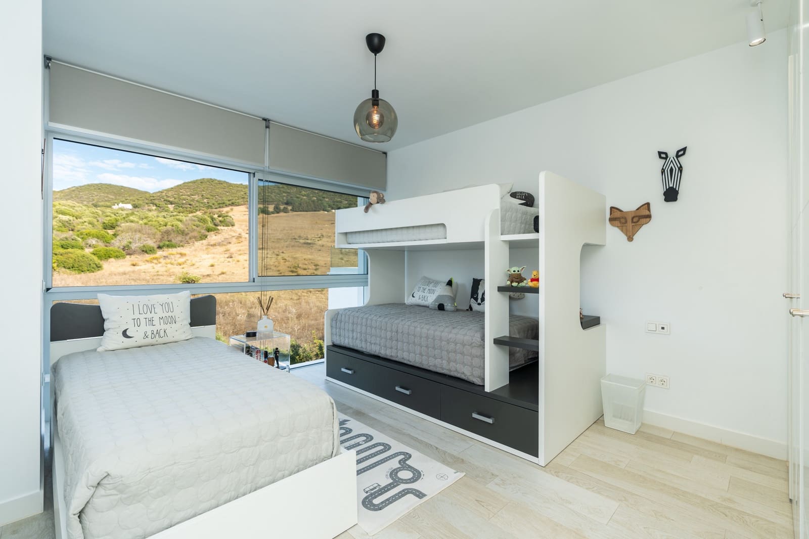 3 soverom Leilighet til salgs i Casares med svømmebasseng garasje - € 790 000 (Ref: 9001217)