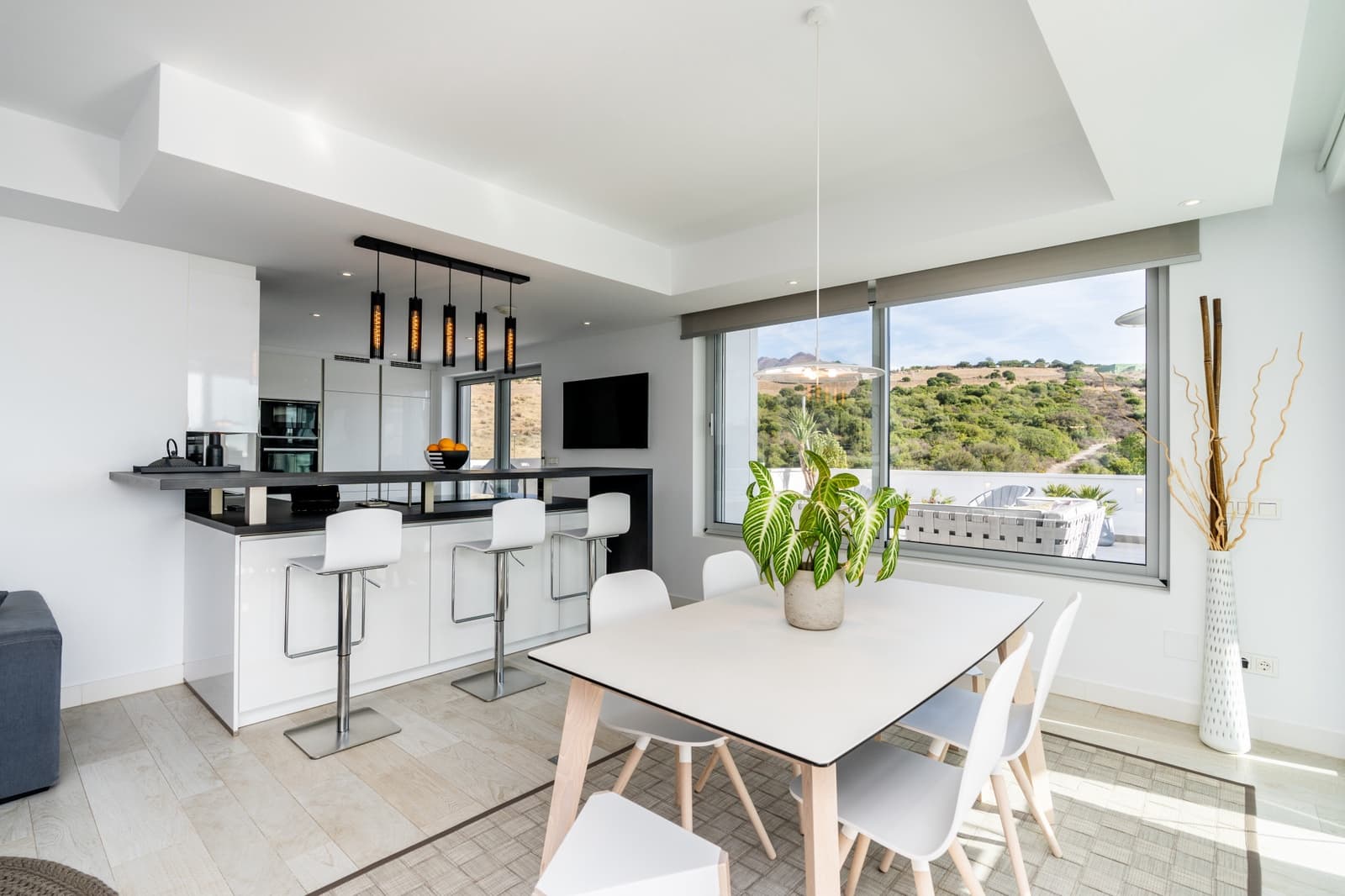 3 soverom Leilighet til salgs i Casares med svømmebasseng garasje - € 790 000 (Ref: 9001217)