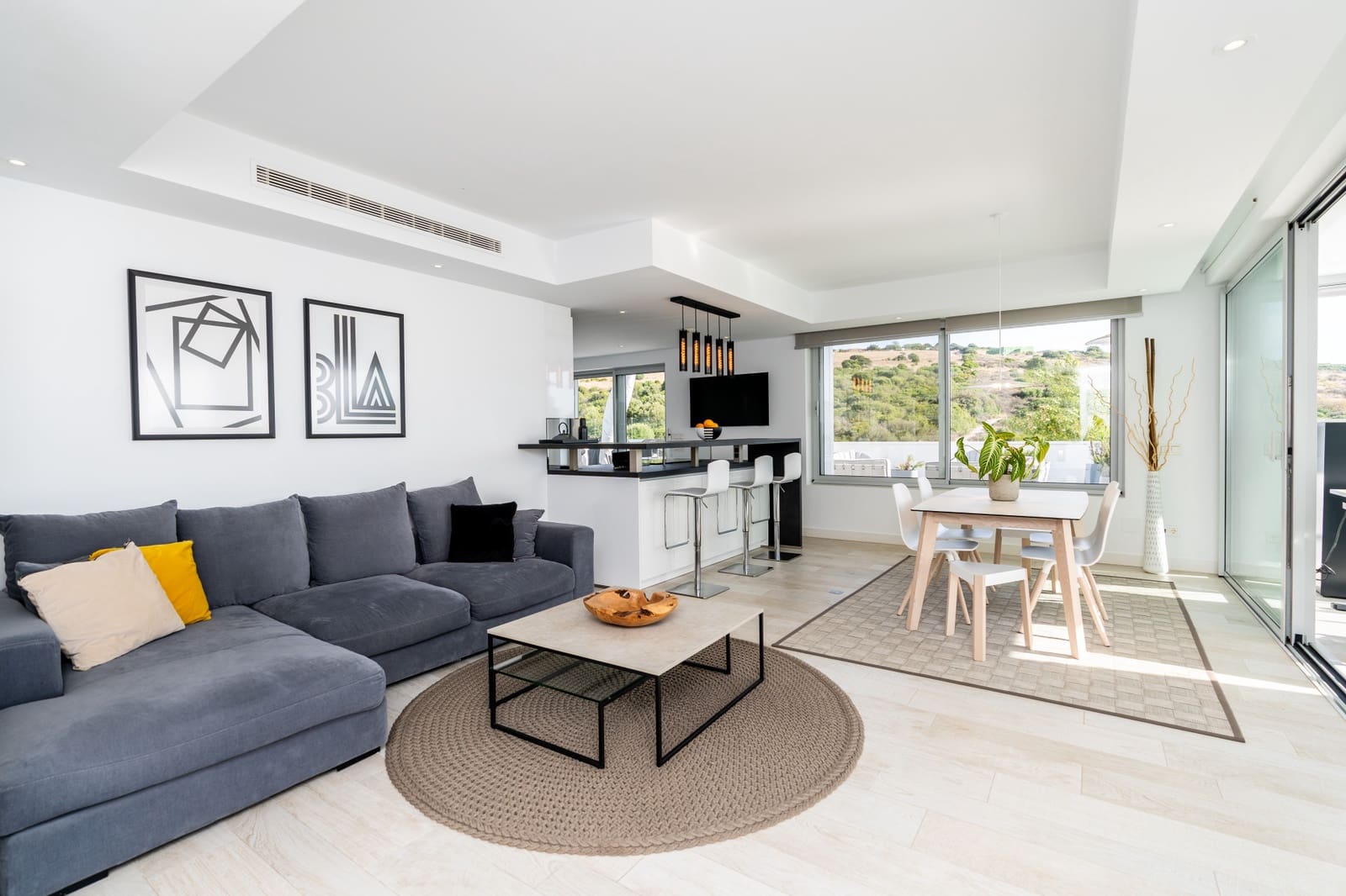 3 soverom Leilighet til salgs i Casares med svømmebasseng garasje - € 790 000 (Ref: 9001217)