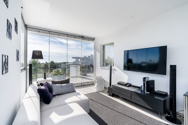 3 soverom Leilighet til salgs i Casares Pueblo, Casares med svømmebasseng garasje - € 790 000 (Ref: 9001217)
