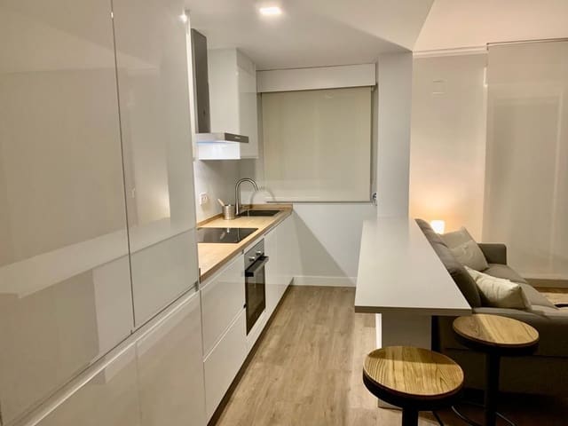 1 bedroom Apartment for rent in Rodeo Alto - Guadaiza - La Campana, Marbella with pool - € 1,700 (Ref: 9005169)