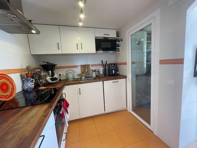 2 soverom Leilighet til salgs i Bahía Dorada, Estepona med svømmebasseng garasje - € 530 000 (Ref: 9014405)