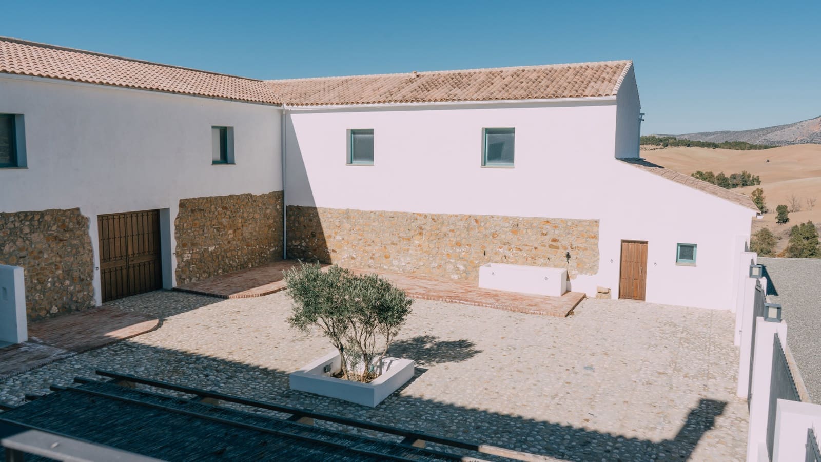 5 slaapkamer Finca/Landhuis te koop in Ardales met zwembad garage - € 6.000.000 (Ref: 9102802)