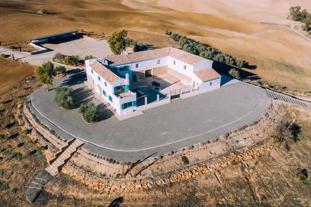5 sypialnia Finka/Dom wiejski na sprzedaż w Ardales z basenem garażem - 6 000 000 € (Ref: 9102802)