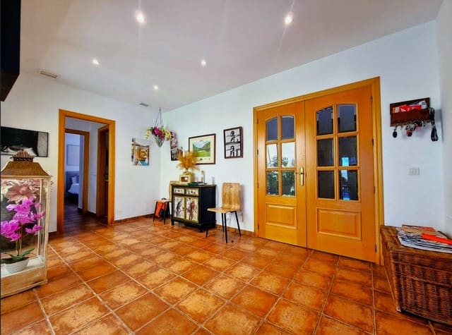 3 Zimmer Villa zu verkaufen in La Duquesa / Puerto de la Duquesa, Manilva mit Pool Garage - 960.000 € (Ref: 9102803)