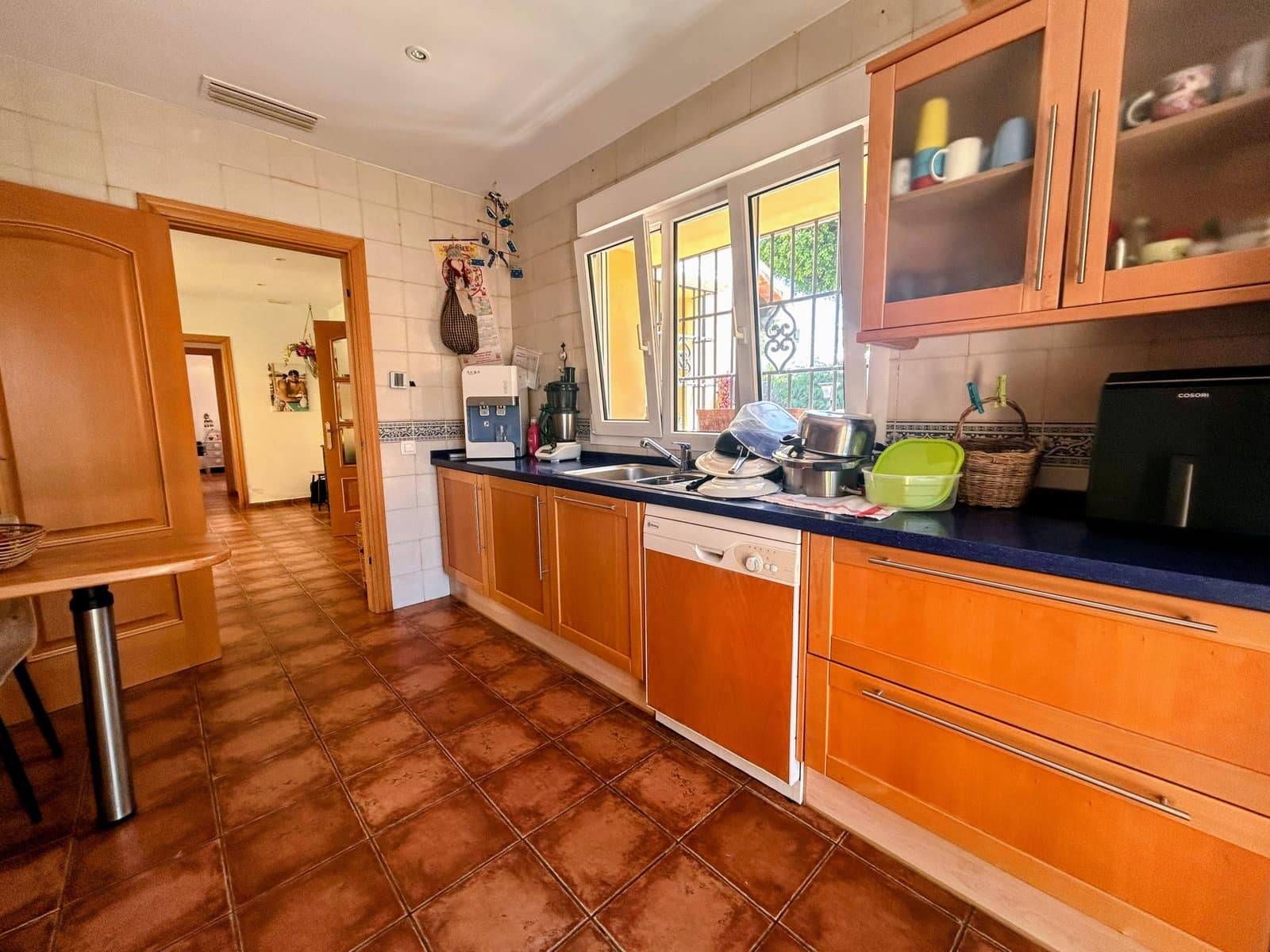 3 soverom Villa til salgs i La Duquesa / Puerto de la Duquesa med svømmebasseng garasje - € 960 000 (Ref: 9102803)