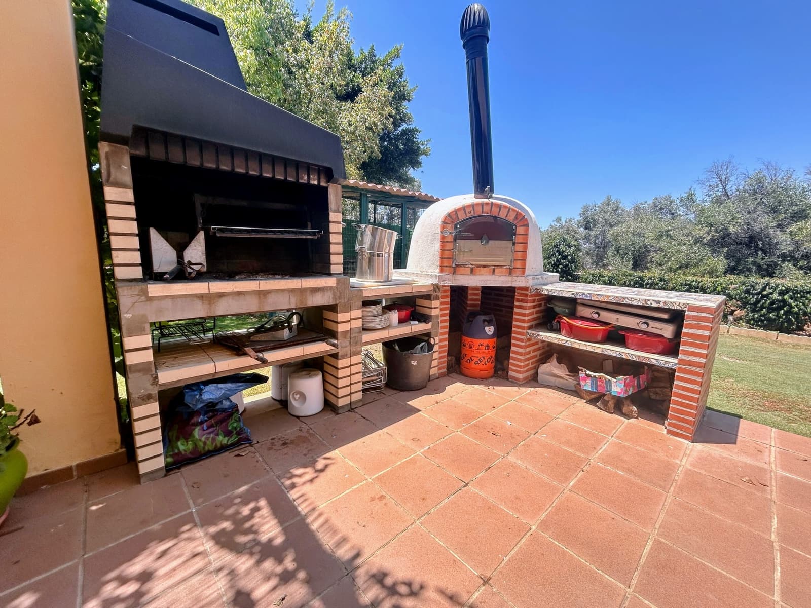 3 soverom Villa til salgs i La Duquesa / Puerto de la Duquesa med svømmebasseng garasje - € 960 000 (Ref: 9102803)