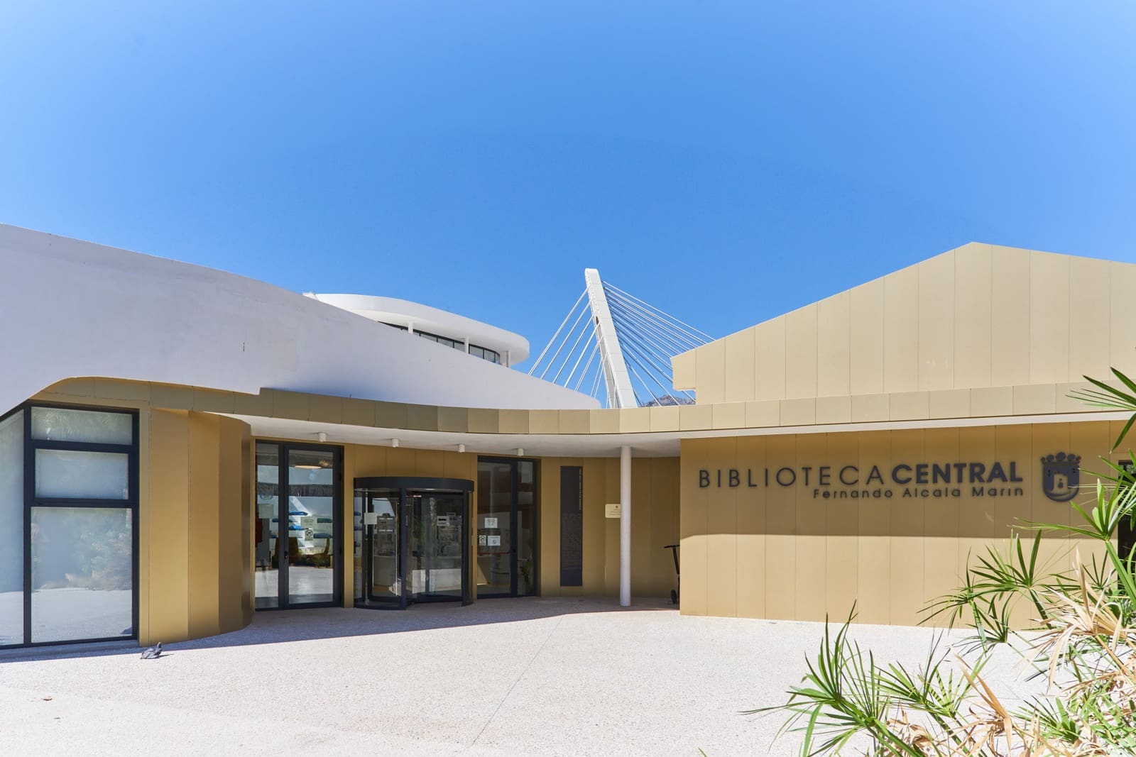 7 soveværelse Hotel til salg i Marbella - € 1.200.000 (Ref: 9108561)