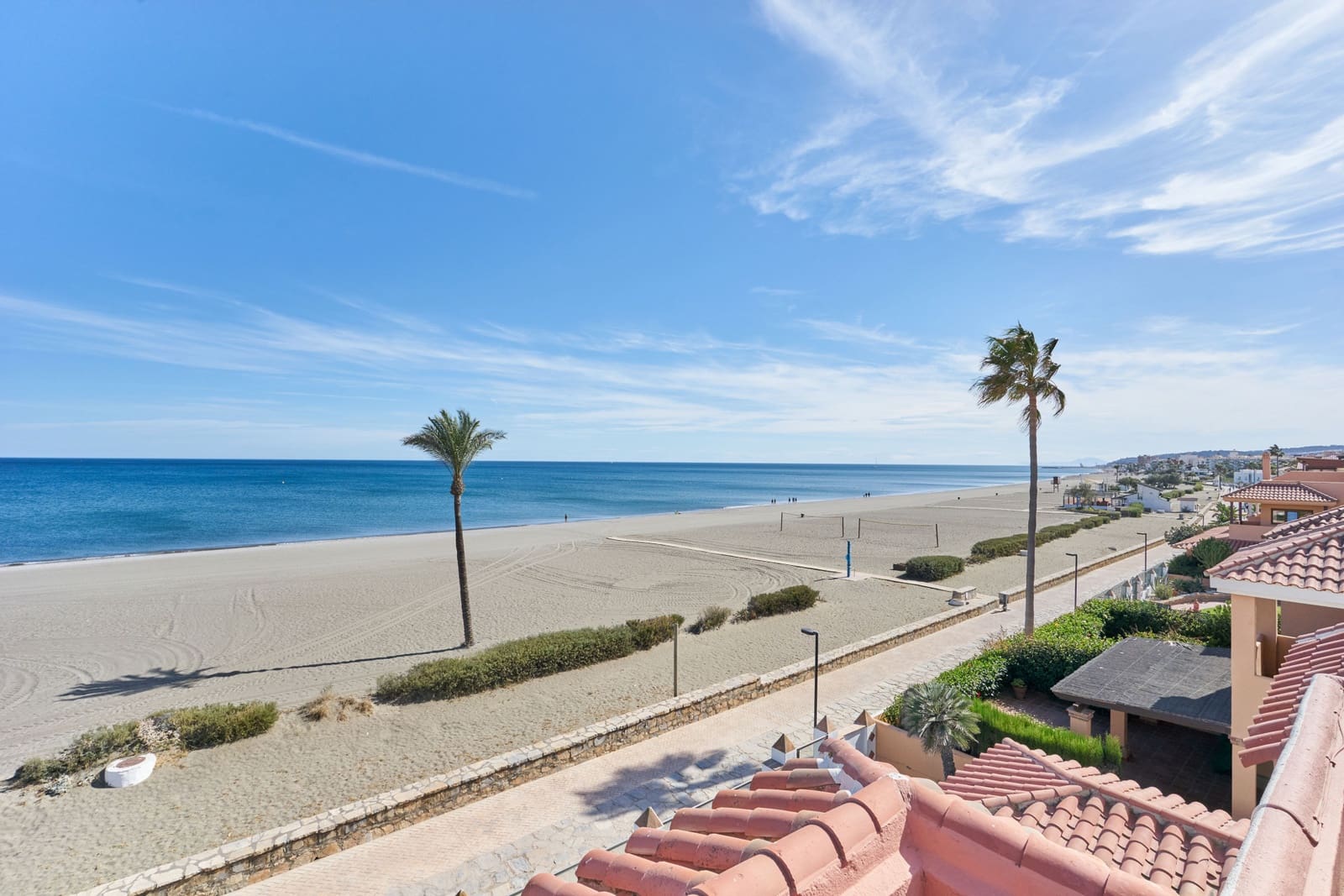 3 soverom Hus til salgs i Casares med svømmebasseng garasje - € 1 290 000 (Ref: 9108563)