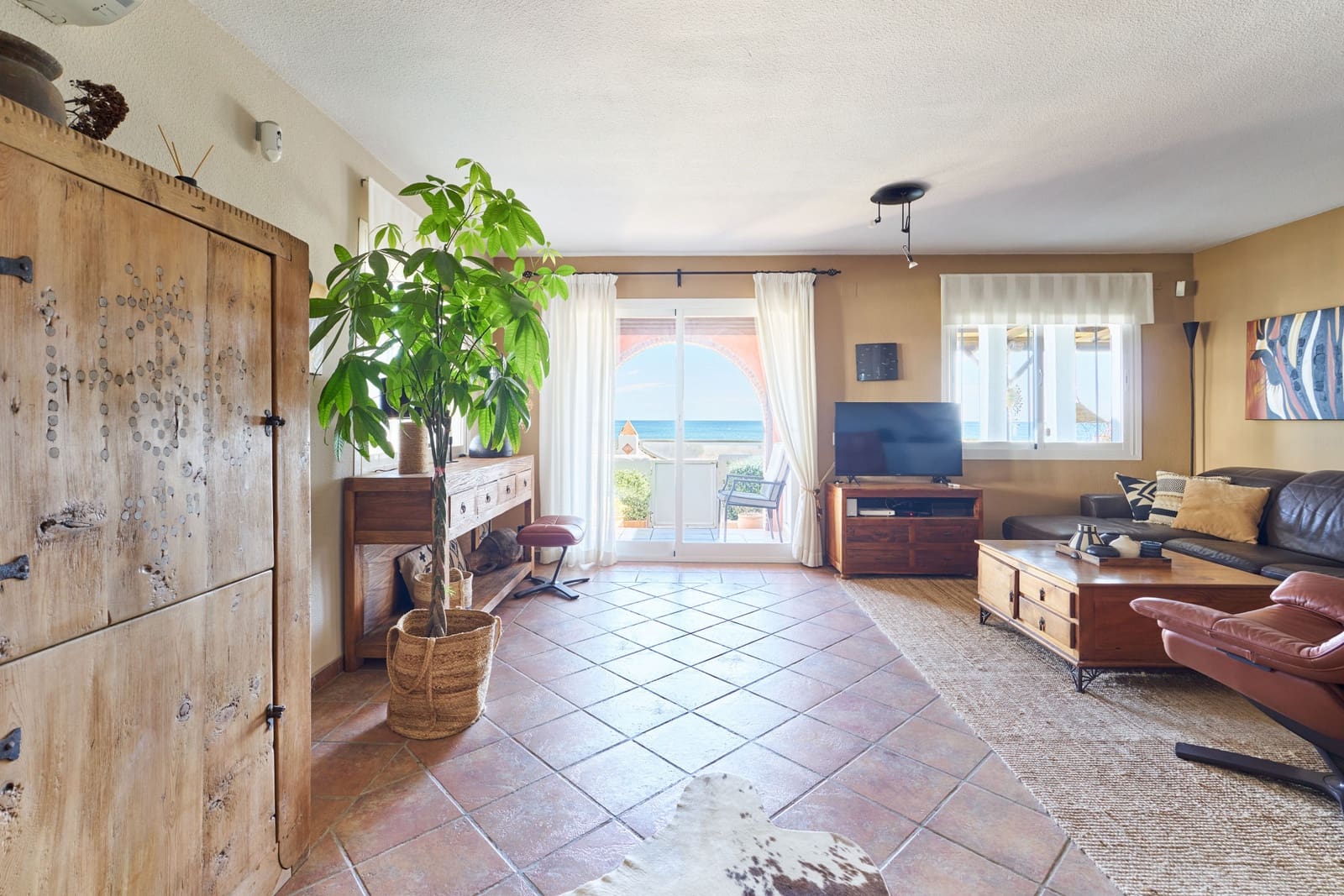 3 soverom Hus til salgs i Casares med svømmebasseng garasje - € 1 290 000 (Ref: 9108563)