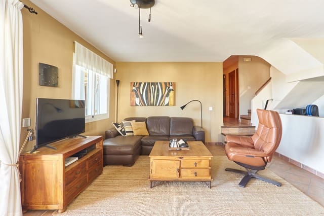 3 soveværelse Byhus til salg i Marina de Casares, Casares med swimmingpool garage - € 1.290.000 (Ref: 9108563)