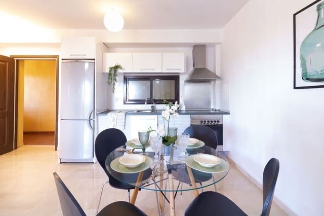 2 chambre Appartement à vendre à Puerto de Estepona, Estepona avec piscine garage - 340 000 € (Ref: 9136978)