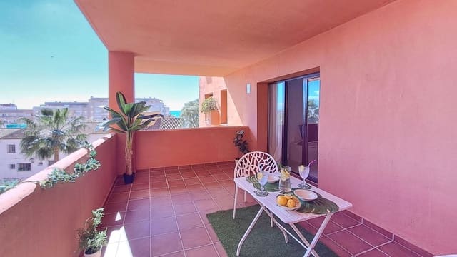 2 chambre Appartement à vendre à Puerto de Estepona, Estepona avec piscine garage - 340 000 € (Ref: 9136978)