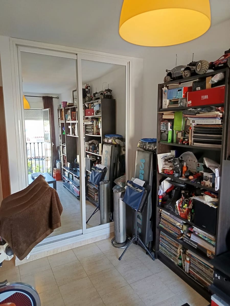 3 soverom Penthouse til salgs i Estepona - € 300 000 (Ref: 9141501)