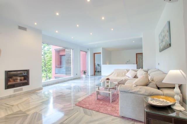 4 soverom Villa til salgs i Los Flamingos, Benahavís med svømmebasseng garasje - € 679 000 (Ref: 9159339)