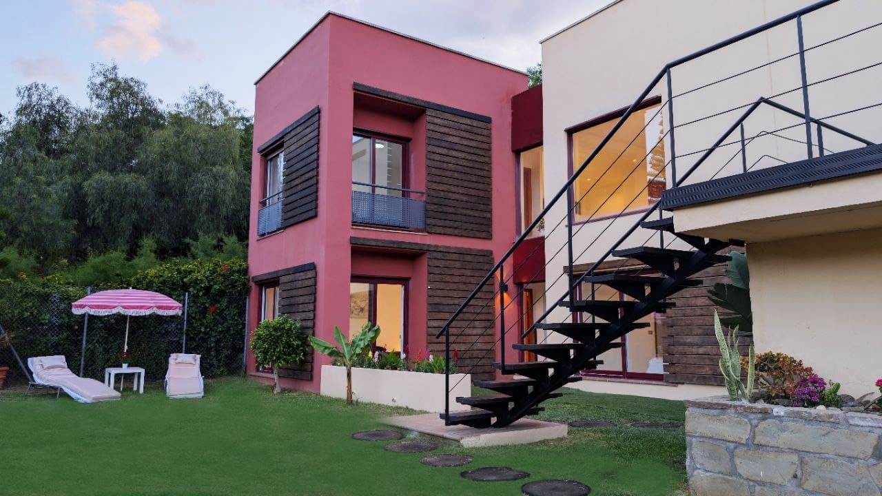 4 soverom Villa til salgs i Benahavis med svømmebasseng garasje - € 679 000 (Ref: 9159339)