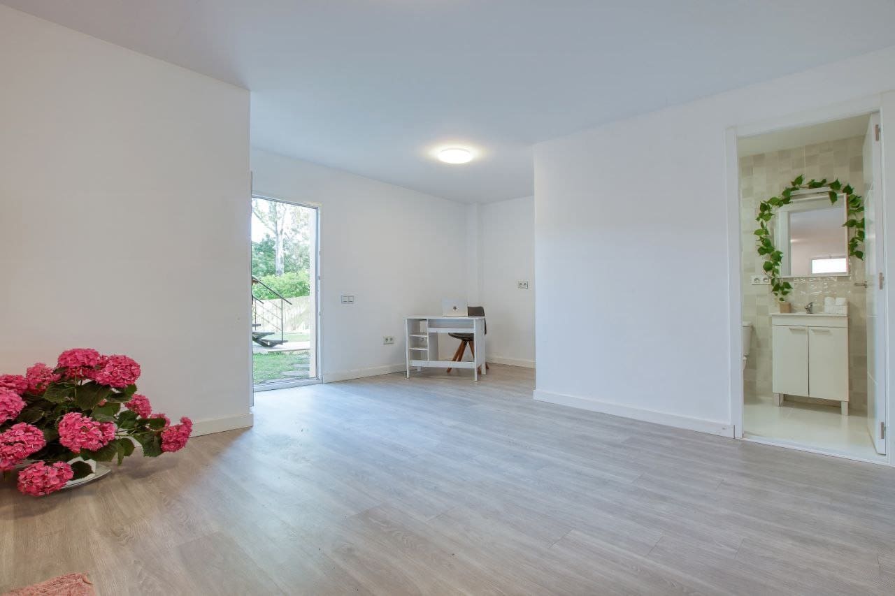 4 soveværelse Villa til salg i Benahavis med swimmingpool garage - € 679.000 (Ref: 9159339)