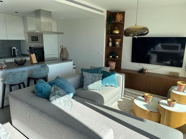 3 slaapkamer Appartement te huur in La Concha - Resina Golf, Estepona met zwembad garage - € 3.000 (Ref: 9163629)