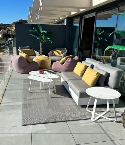 3 slaapkamer Appartement te huur in La Concha - Resina Golf, Estepona met zwembad garage - € 3.000 (Ref: 9163629)