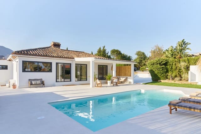 3 Zimmer Villa zu verkaufen in Guadalobón, Estepona mit Pool Garage - 1.650.000 € (Ref: 9176385)