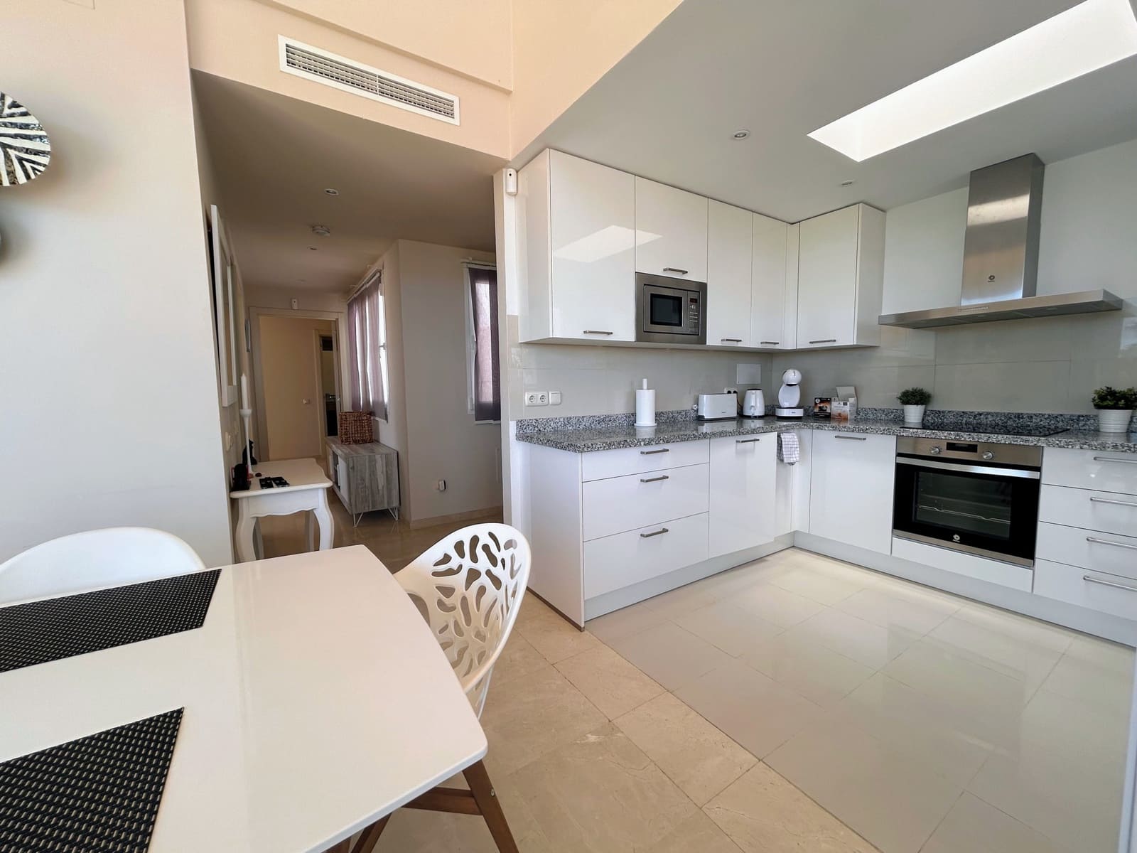 2 sypialnia Penthouse na sprzedaż w Casares z basenem garażem - 610 000 € (Ref: 9204400)