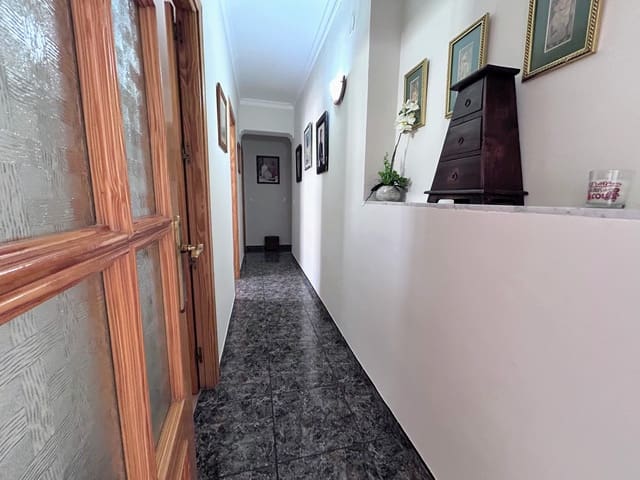 3 chambre Appartement à vendre à Puerto de Estepona, Estepona - 325 000 € (Ref: 9214930)