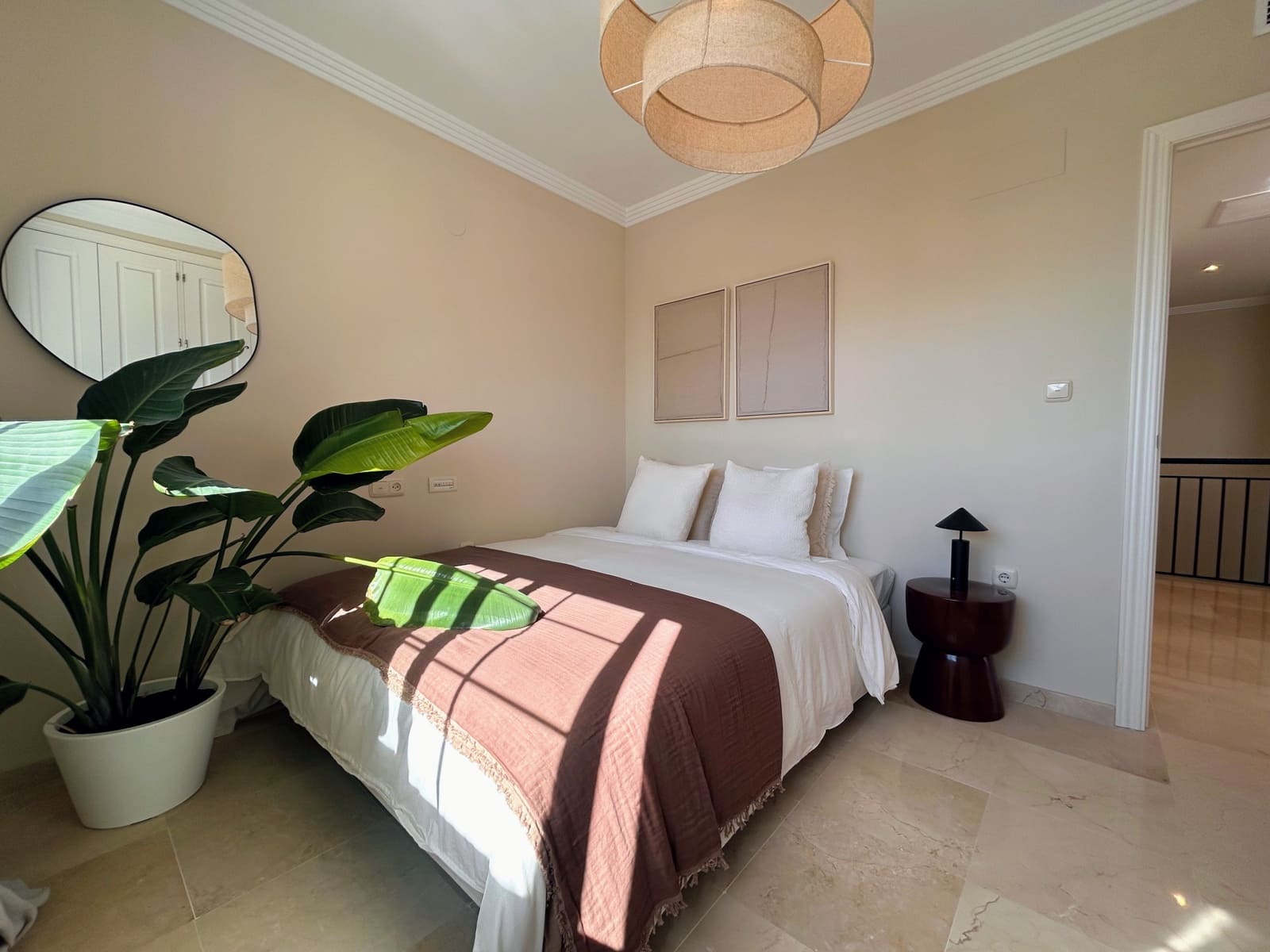 3 soveværelse Penthouse til salg i Marbella med swimmingpool garage - € 750.000 (Ref: 9214931)