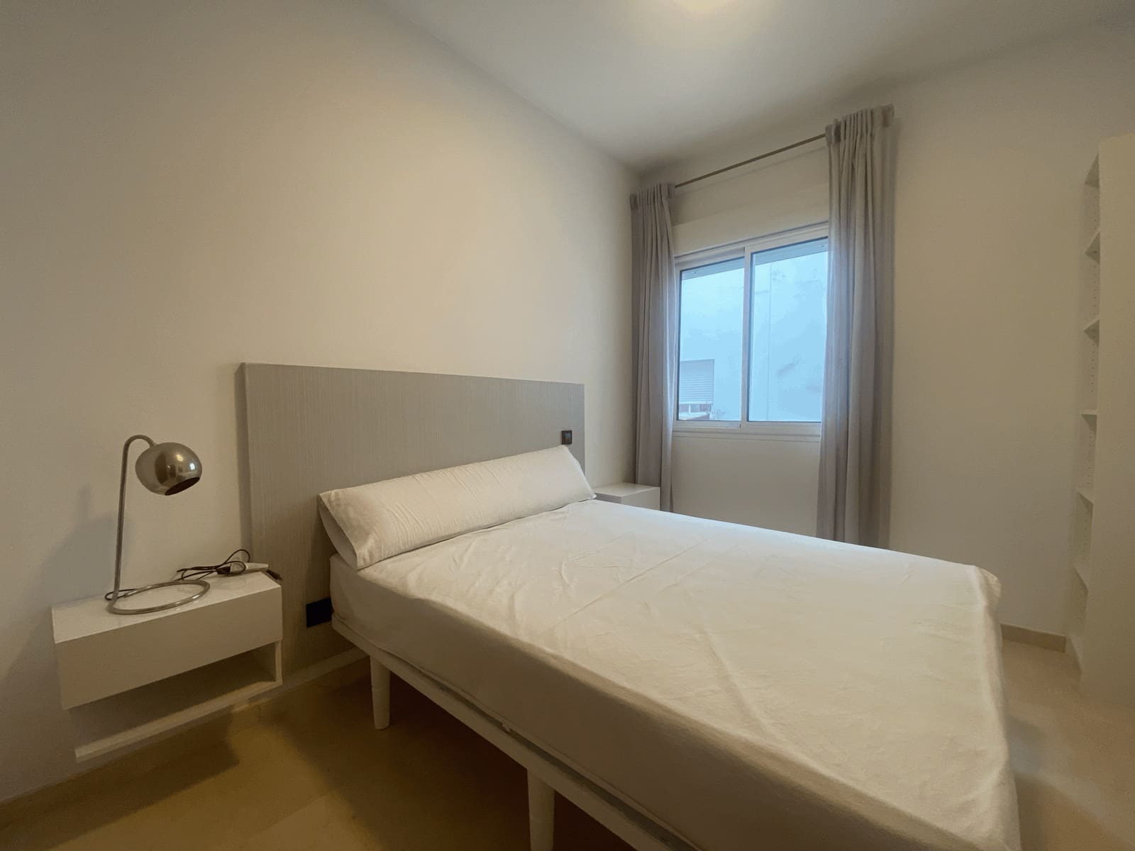 3 sypialnia Apartament do wynajęcia w Estepona - 1 500 € (Ref: 9214932)