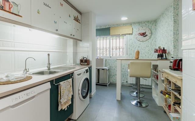 3 bedroom Townhouse for sale in La Merced, Marbella with pool garage - € 670,000 (Ref: 9226427)