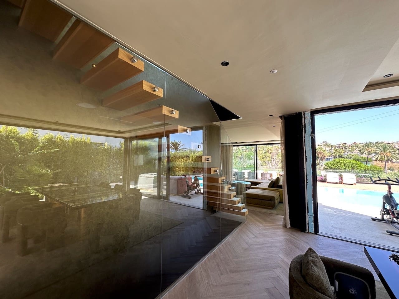 4 quarto Moradia para venda em Estepona com piscina garagem - 2 100 000 € (Ref: 9246550)