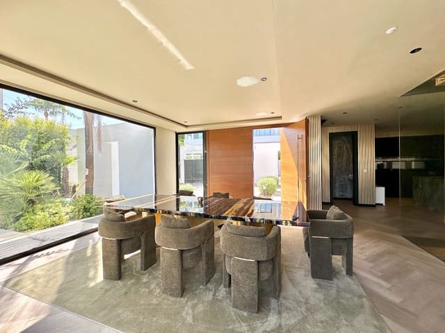 4 sypialnia Willa na sprzedaż w Nueva Atalaya, Estepona z basenem garażem - 2 100 000 € (Ref: 9246550)