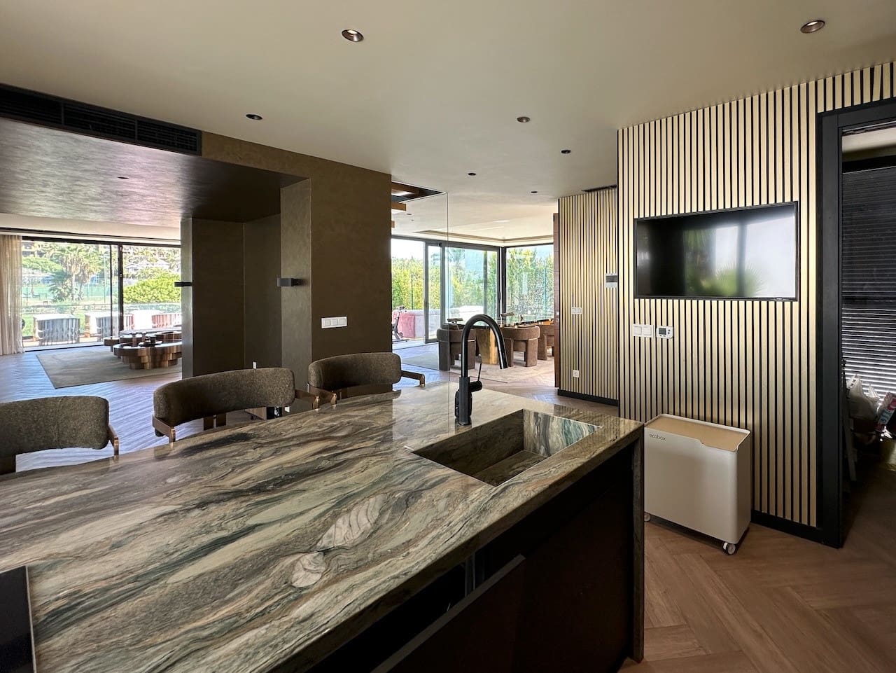 4 quarto Moradia para venda em Estepona com piscina garagem - 2 100 000 € (Ref: 9246550)