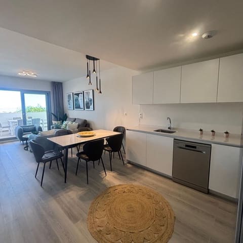 3 slaapkamer Appartement te huur in Valle Romano Golf, Estepona met zwembad garage - € 2.300 (Ref: 9251978)