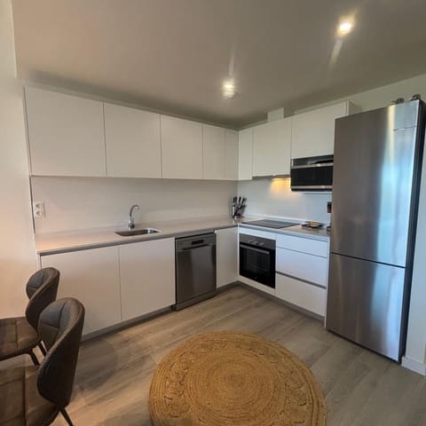 3 slaapkamer Appartement te huur in Valle Romano Golf, Estepona met zwembad garage - € 2.300 (Ref: 9251978)