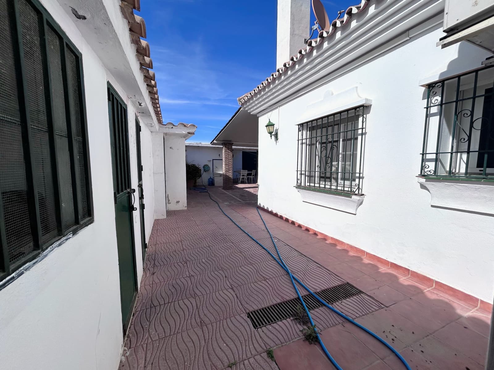 3 slaapkamer Villa te koop in San Pedro de Alcantara met garage - € 995.000 (Ref: 9254878)