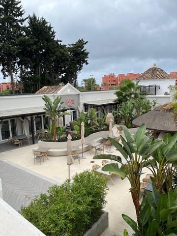 3 quarto Casa em Banda para arrendar em Sotoserena, Estepona com piscina garagem - 2 300 € (Ref: 9269311)