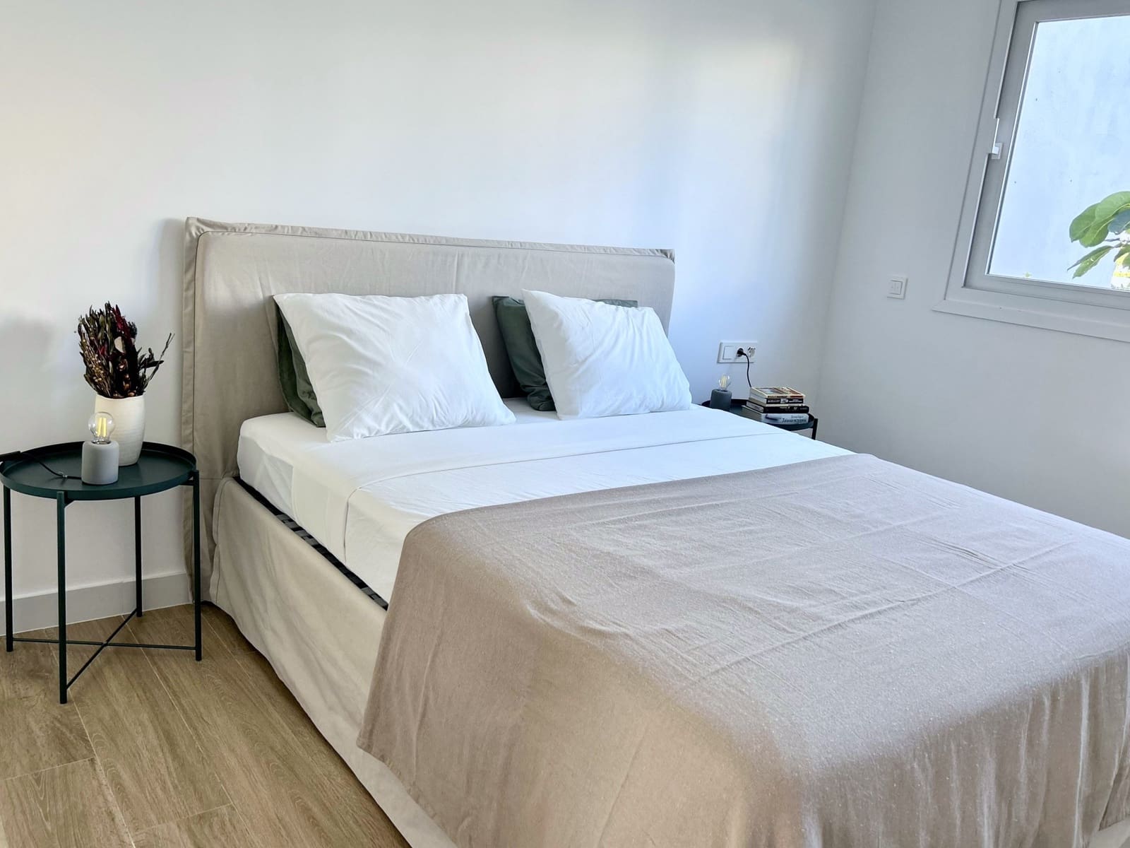 3 sypialnia Apartament do wynajęcia w Casares z basenem garażem - 2 800 € (Ref: 9276062)